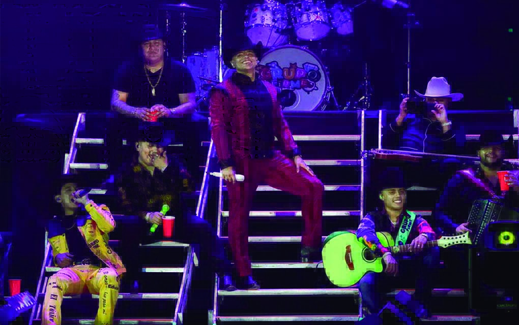 Grupo Firme: 250 millones de pesos costó su concierto en el Zócalo